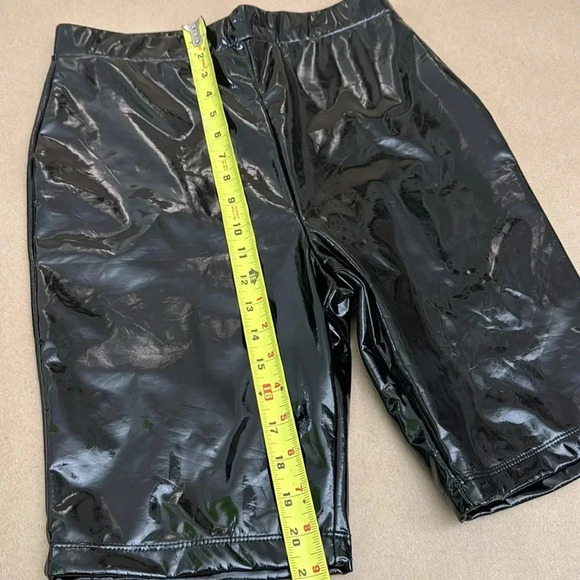 Forever 21 Black Glossy Vinyl Biker Shorts - Picture 3 of 7